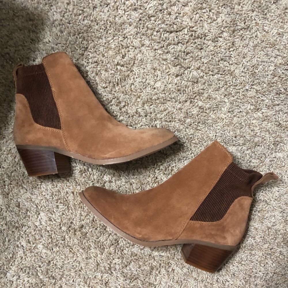 Volatile Booties